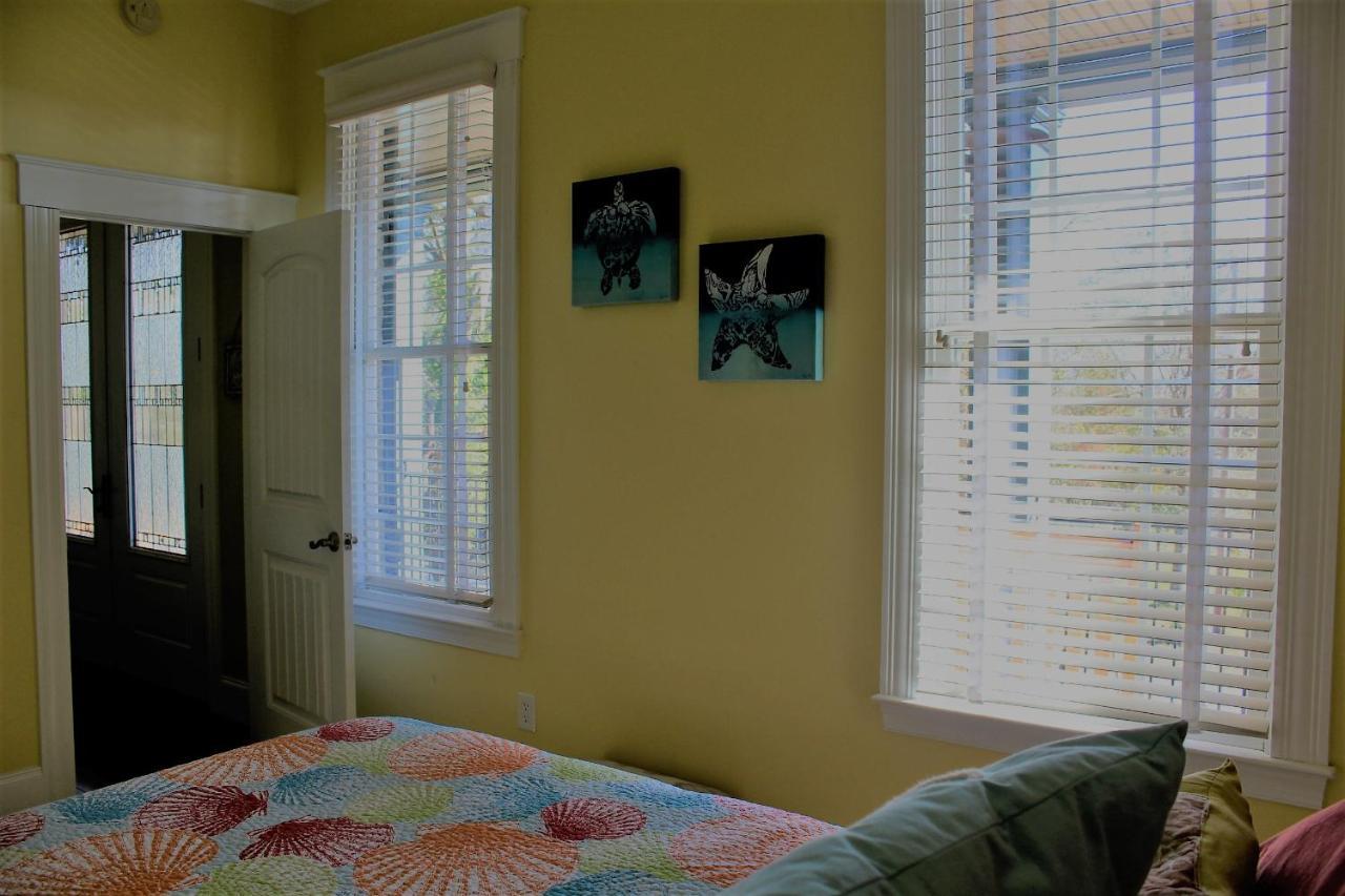 Lapolena Bed & Breakfast Southport Bagian luar foto